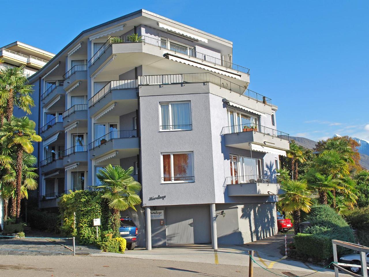 Modern-13 Apartment *