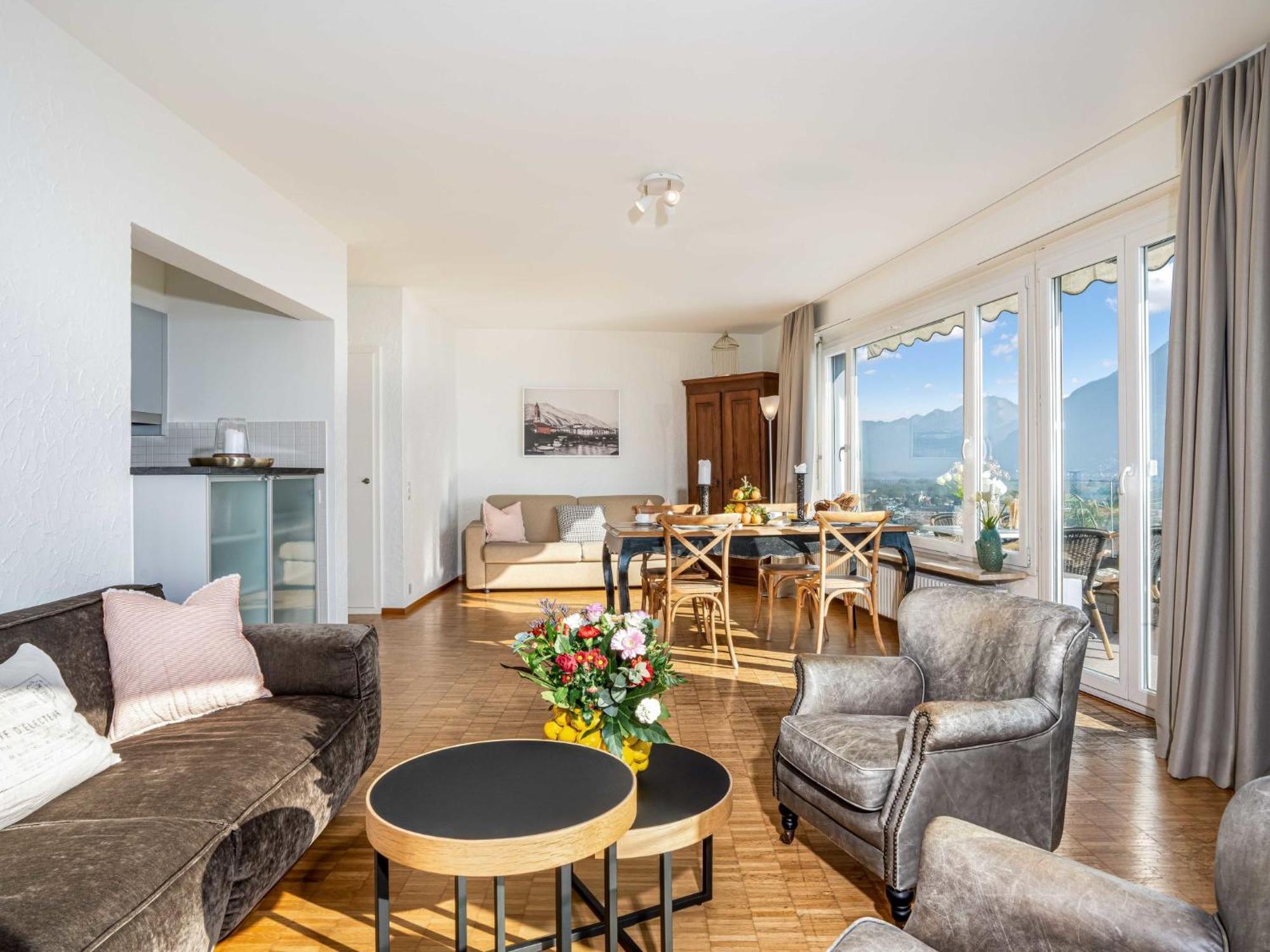Modern-13 By Interhome