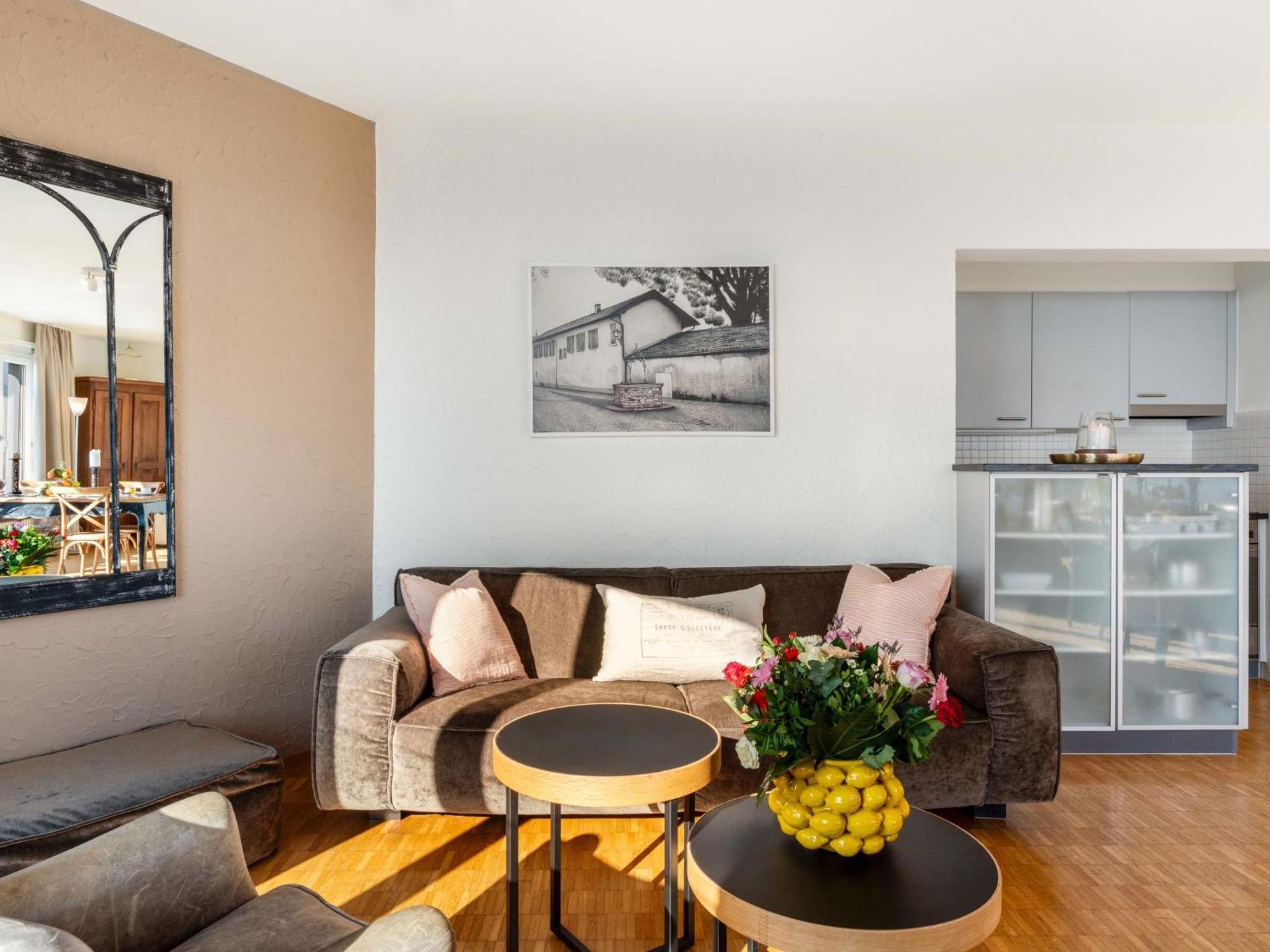 Modern-13 By Interhome *